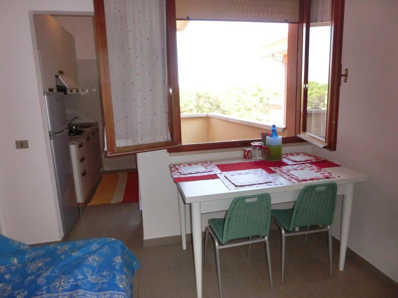 Apartamento Adorable Flat For 6 Guests Next To Bibione Pineda Exterior foto